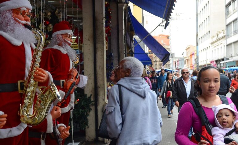 mais-paulistanos-pretendem-dar-presentes-neste-natal,-diz-fecomerciosp
