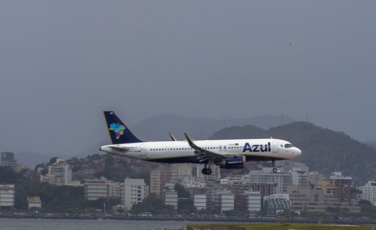 preco-medio-de-passagens-aereas-diminuiu-5,1%-em-2024,-diz-ministro