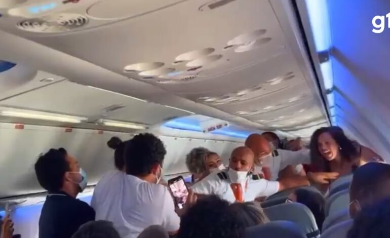 barraco-no-aviao:-veja-as-possiveis-consequencias-para-passageiros-que-brigam-em-voos