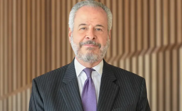 “compromisso-e-se-afastar-dos-combustiveis-fosseis”,-diz-presidente-da-cop30-–-climainfo