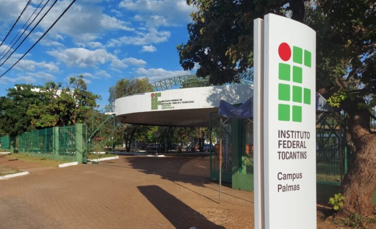 selecao-para-professores-substitutos-no-ifto-oferta-salarios-de-ate-r$-7,8-mil