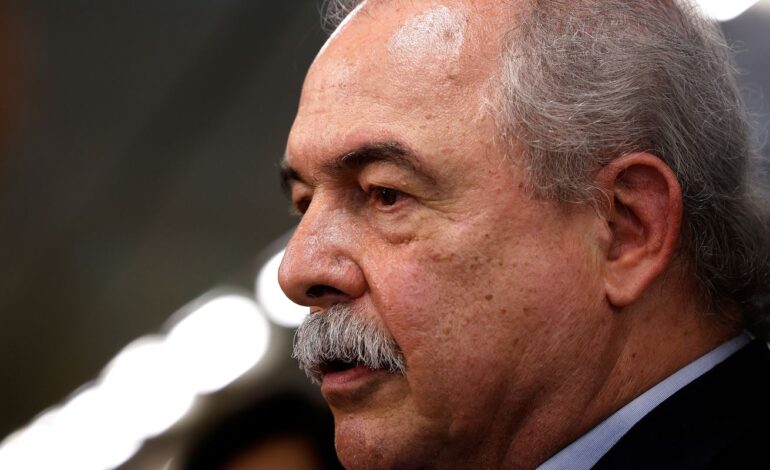mercadante:-guerra-tarifaria-traz-riscos-e-oportunidades-para-o-brasil