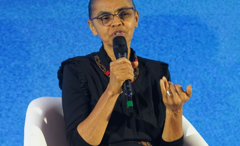 marina-silva-e-atendida-em-hospital-de-brasilia-por-queda-de-pressao