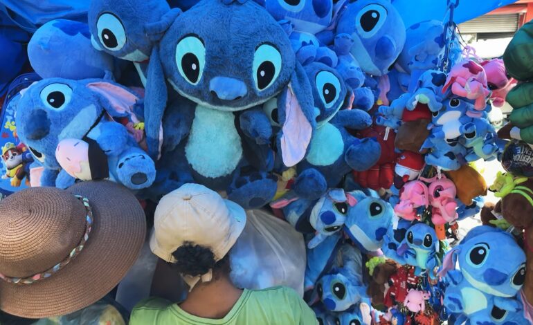 imagem-que-imita-g1-e-cita-loja-de-artigos-da-disney-e-falsa