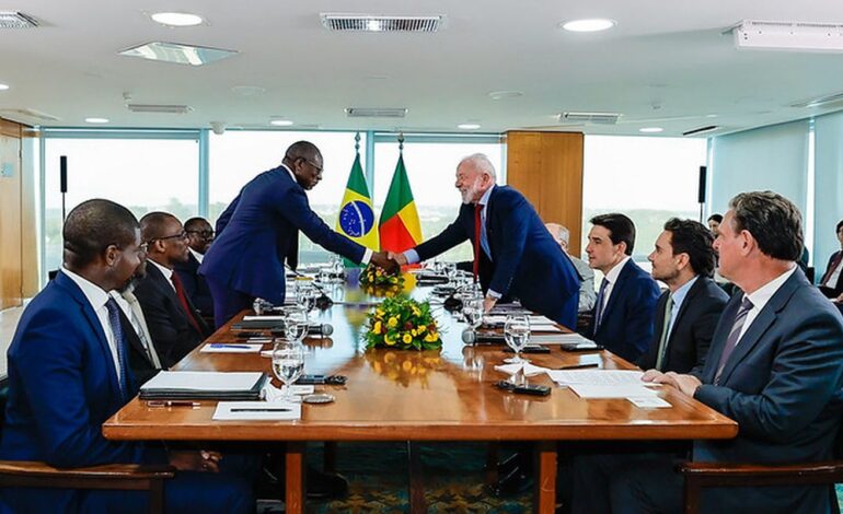 lula-e-presidente-do-benin-discutem-agricultura-e-conexao-aerea
