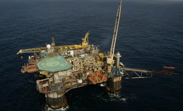 pre-sal:-5o-leilao-de-petroleo-da-uniao-pode-arrecadar-28-bihoes