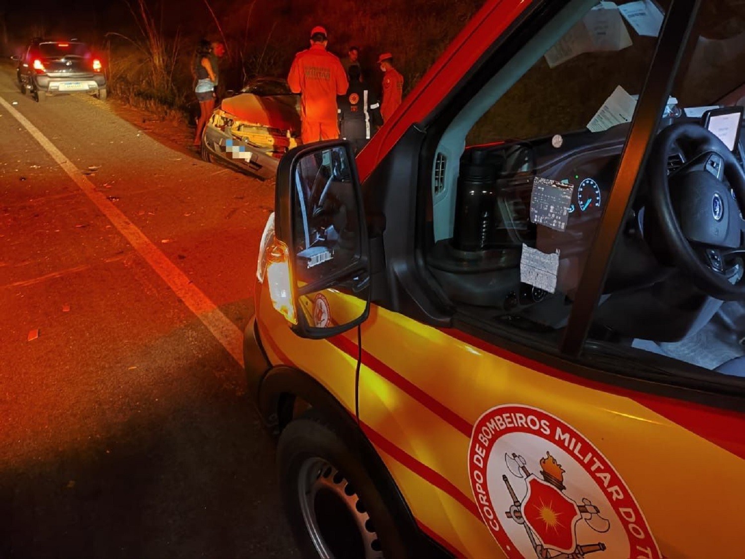 Acidente entre carro e caminhonete deixa três mortos e dois feridos na TO-445