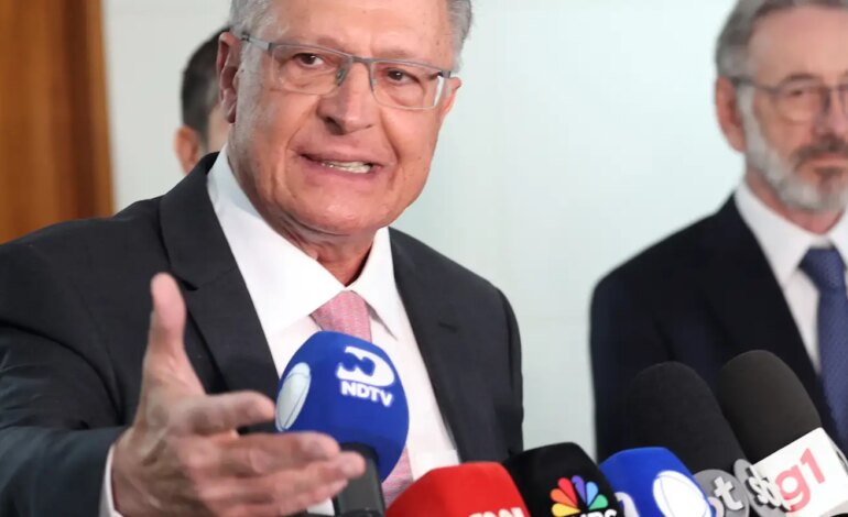 pix-e-modelo,-e-problema-real-esta-em-tarifas-dos-eua,-diz-alckmin