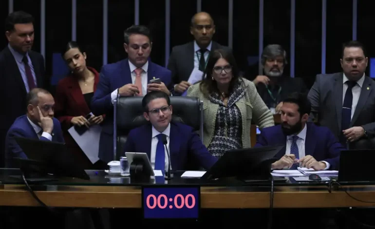 pl-da-devastacao:-congresso-desmonta-protecao-ambiental-e-ignora-crise-climatica-–-climainfo