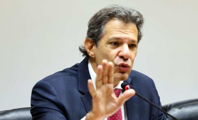 brasil-nao-saira-da-mesa-de-negociacao-com-eua,-diz-haddad