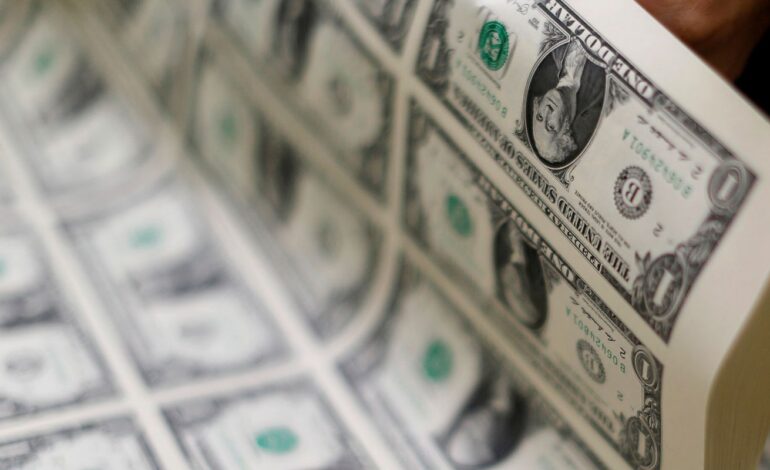 dolar-fecha-acima-de-r$-5,60-por-primeira-vez-em-quase-dois-meses