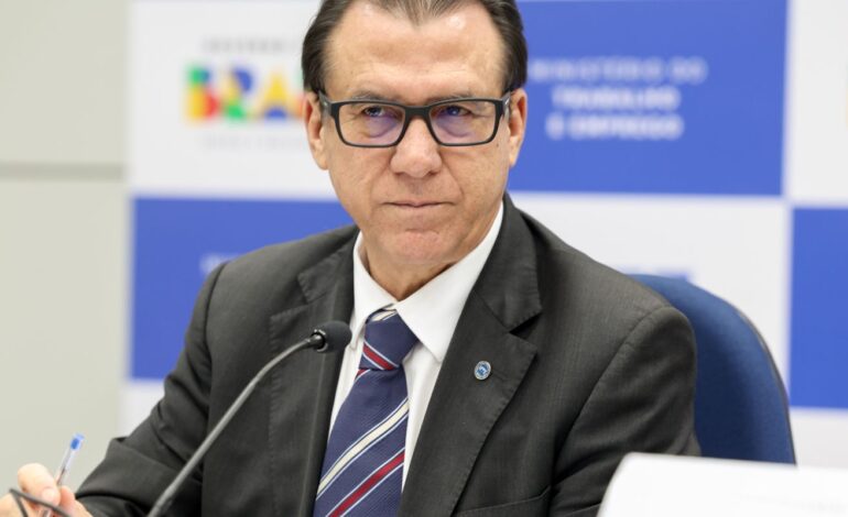 “o-mundo-nao-vai-acabar”,-diz-luiz-marinho-sobre-tarifaco-dos-eua