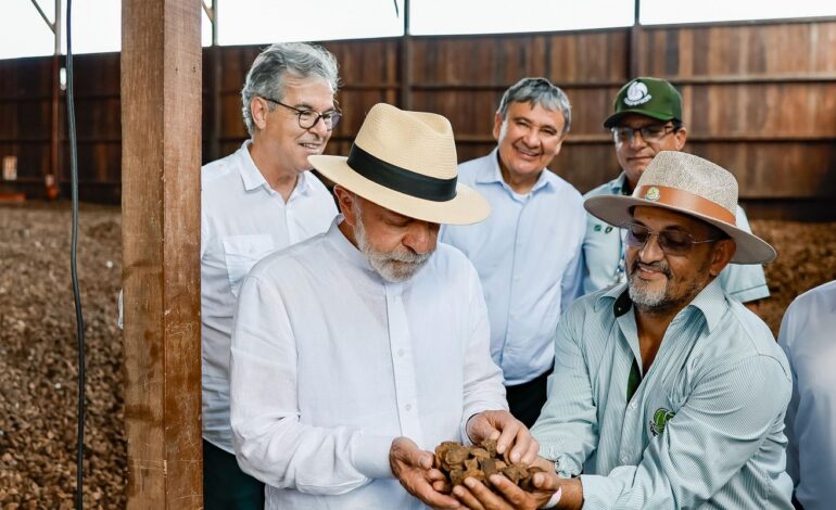 em-discurso-no-acre,-lula-critica-motim-de-parlamentares-da-oposicao