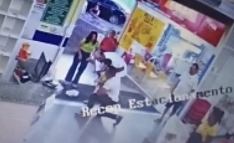 pm-de-folga-salva-crianca-com-manobra-de-heimlich-em-supermercado;-video