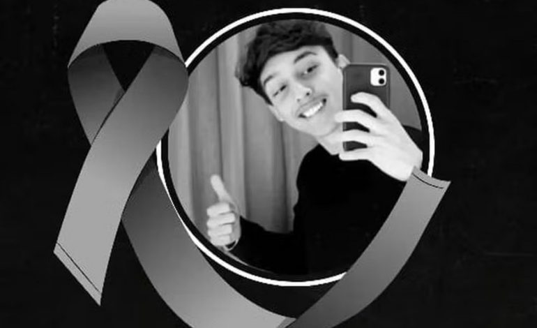 adolescente-de-17-anos-morre-apos-bater-moto-em-caminhao,-diz-policia