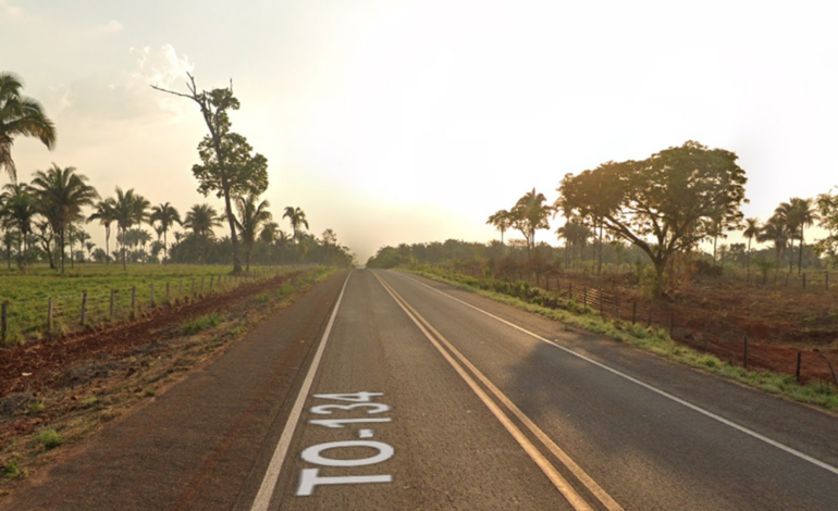 homem-morre-atropelado-por-carro-enquanto-empurrava-moto-em-rodovia