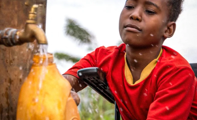 uma-em-quatro-pessoas-no-mundo-esta-sem-acesso-seguro-a-agua-potavel,-alerta-onu-–-climainfo