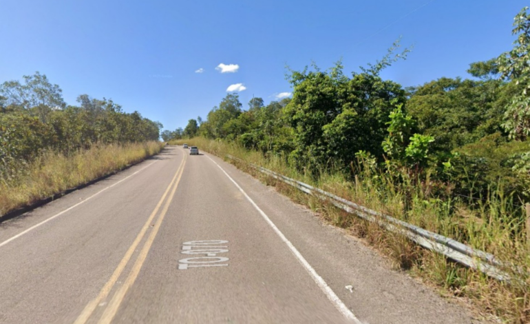 acidente-entre-carro-e-caminhao-deixa-quatro-pessoas-feridas-e-uma-mulher-morta-na-to-070