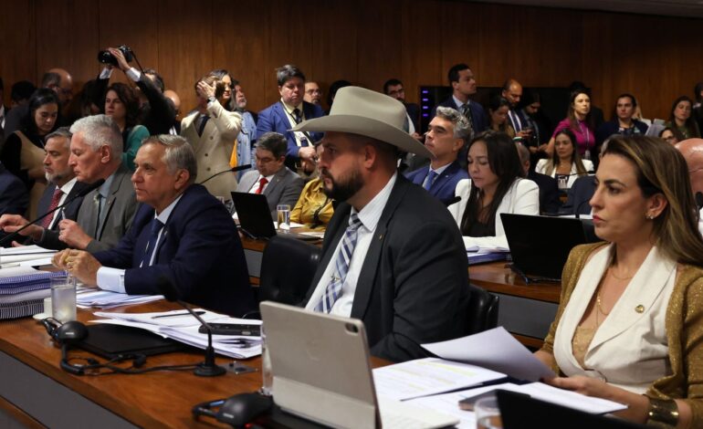 cpmi-do-inss-convida-ministro-da-cgu,-advogado-geral-e-diretor-da-pf
