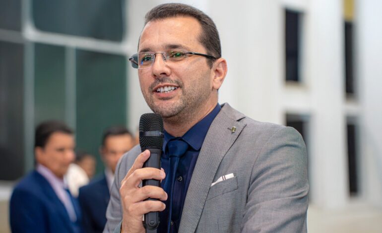 governador-em-exercicio-nomeia-marcos-duarte-como-secretario-de-administracao