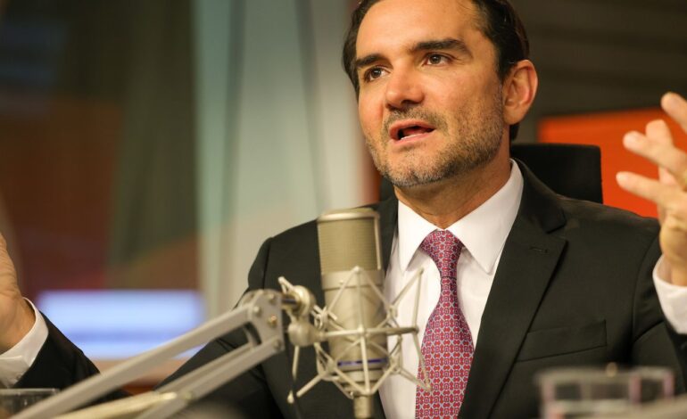 Celso Sabino anuncia saída do comando do Ministério do Turismo