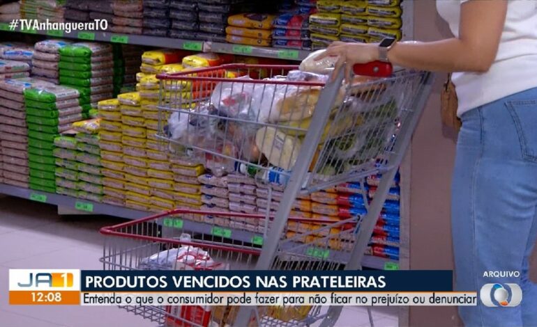 Operação apreende mais de 2 mil produtos fora da validade em Paraíso do TO