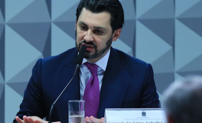 cpmi-do-inss:-empresario-responde-a-relator,-mas-se-cala-para-comissao