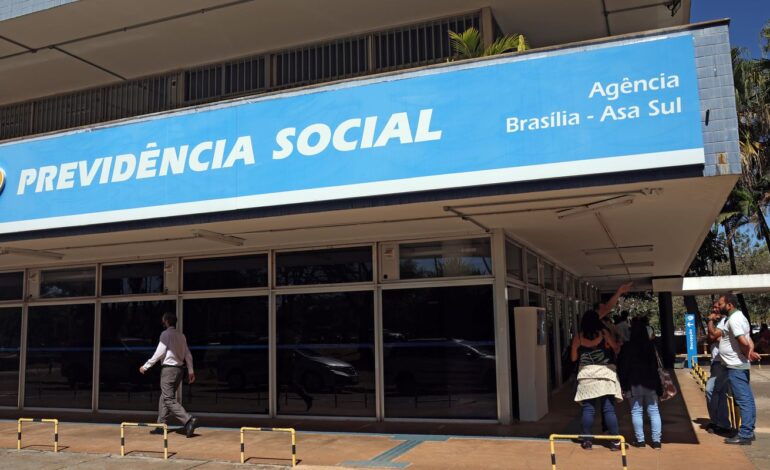 inss-suspende-programa-de-reducao-de-fila-por-falta-de-verba