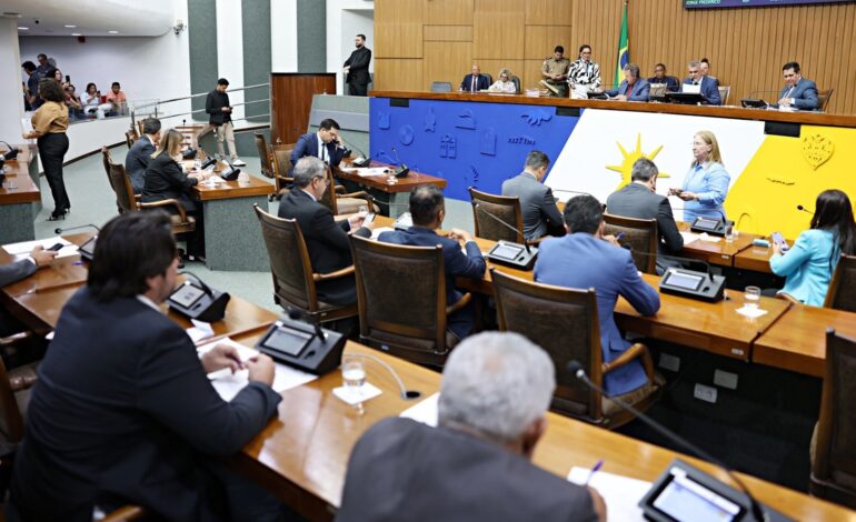novo-plano-de-carreira-da-educacao-tera-salarios-de-ate-r$-17-mil