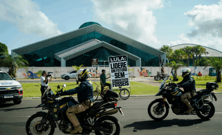 cupula-de-lideres-da-cop30-e-marcada-por-manifestacoes-pelo-fim-dos-fosseis-–-climainfo