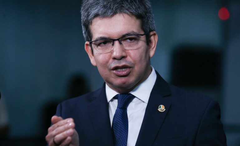 randolfe:-governo-quer-integrar-policias-e-penas-duras-contra-faccoes