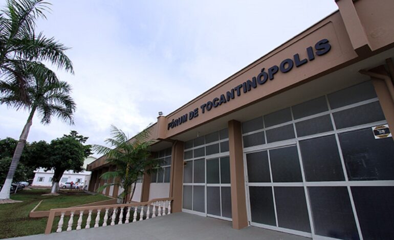 mae-usa-o-corpo-para-salvar-bebe-de-facadas-do-ex-companheiro;-agressor-e-condenado