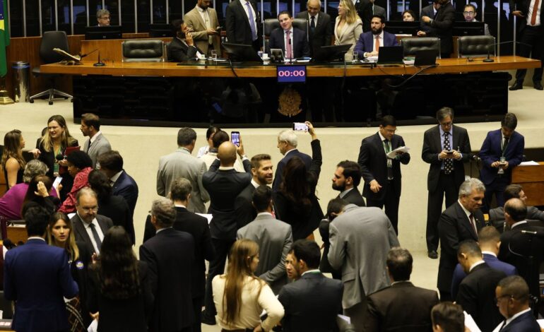 motta-adia-votacao-de-pl-antifaccao-para-terca-feira-(18)