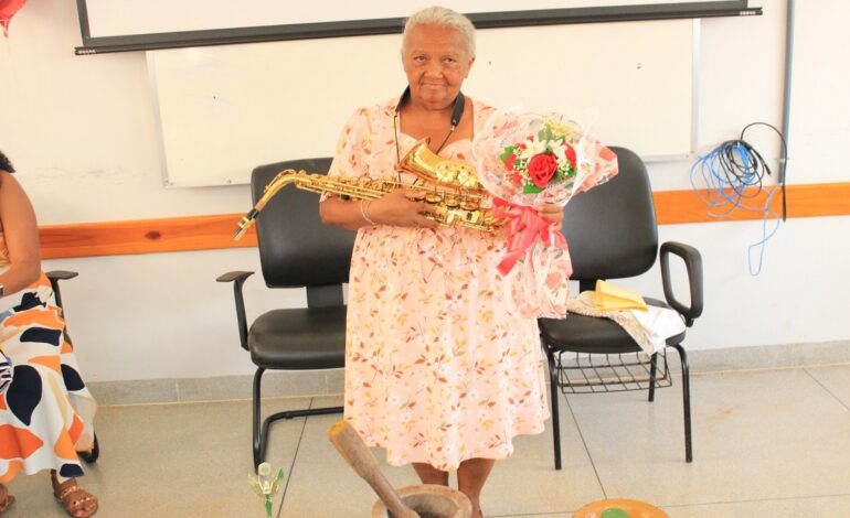de-quebradeira-de-coco-a-universitaria:-idosa-se-forma-aos-70-anos-|-g1