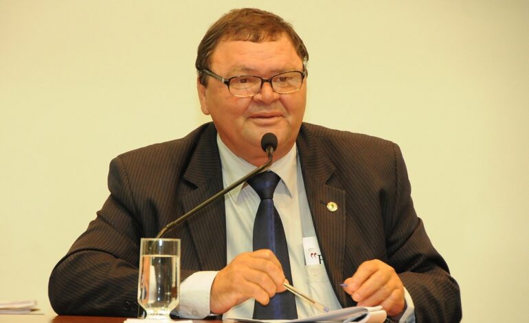 ex-senador-jose-bonifacio-morre-apos-sofrer-acidente-|-g1