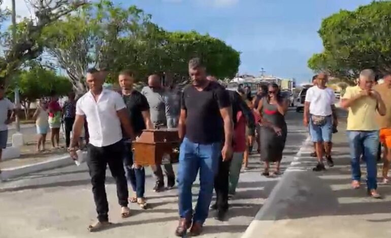 corpo-de-vigia-morto-apos-discutir-com-motorista-no-to-e-sepultado-|-g1