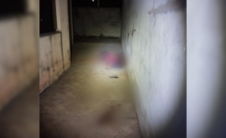 adolescente-suspeita-de-matar-o-pai-advogado-se-entrega-a-policia-|-g1