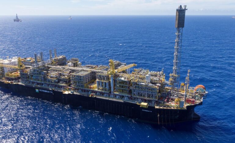 petrobras-amplia-participacao-em-areas-do-pre-sal-apos-leilao