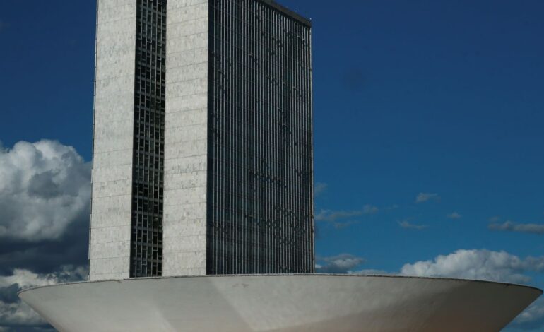 comissao-especial-da-camara-aprova-novo-plano-nacional-de-educacao