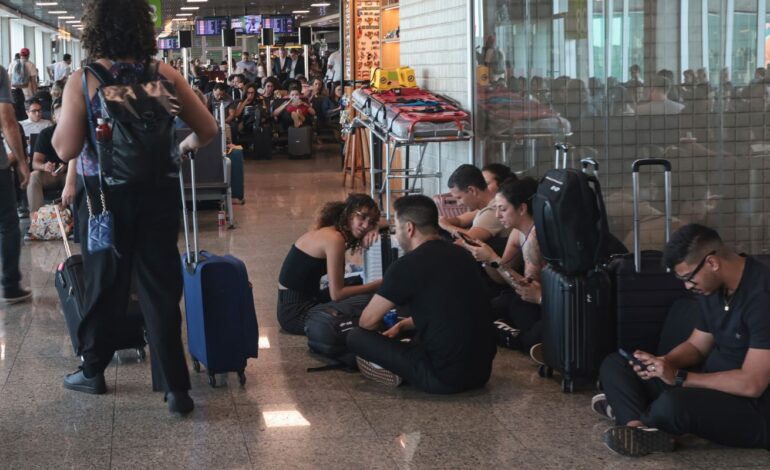 passageiros-de-congonhas-relatam-cansaco-e-falta-de-suporte-de-aereas