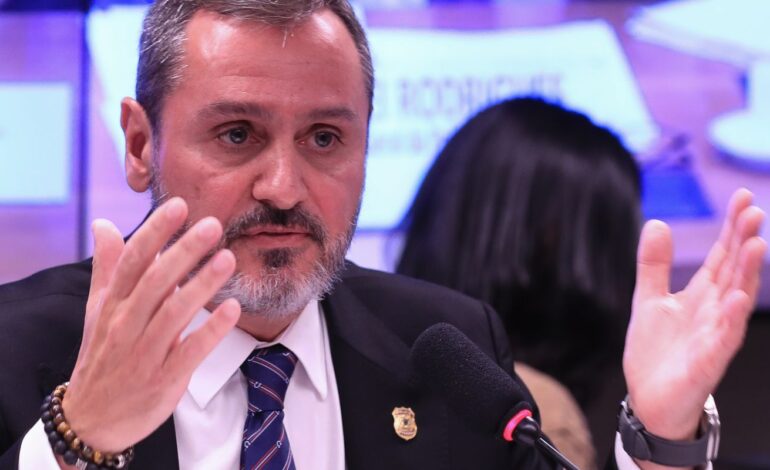 Diretor diz que PF não mede “estatura política” ao investigar emendas