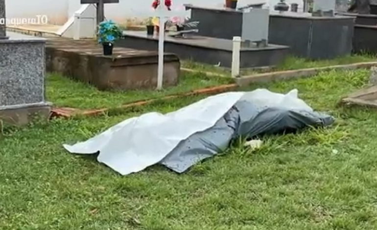 corpo-e-deixado-no-gramado-de-cemiterio-por-falta-de-necroterio-|-g1