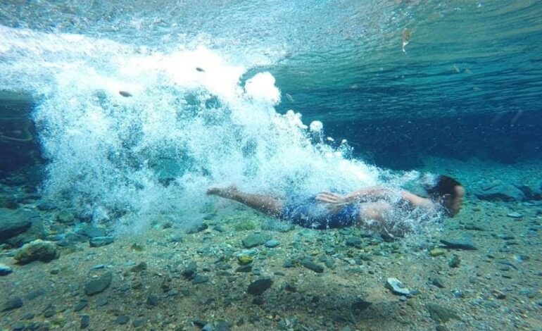 aguas-cristalinas-e-paisagem-encantadora:-veja-o-menor-rio-do-brasil-|-g1