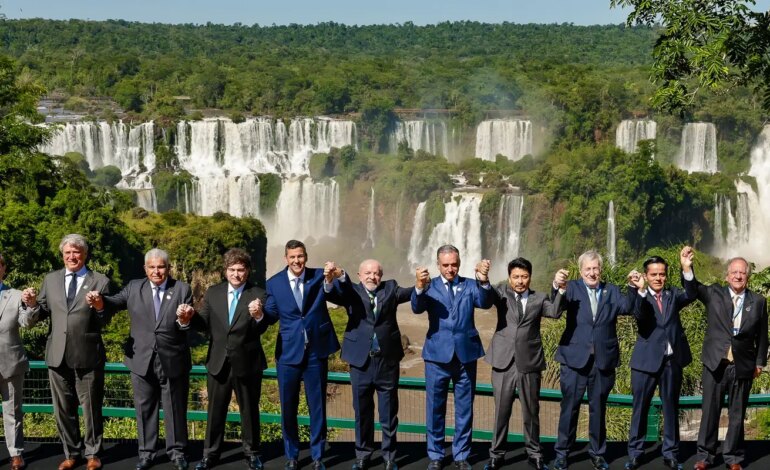 acordo-ue-mercosul-sera-assinado-mesmo-com-oposicao-francesa,-diz-lula