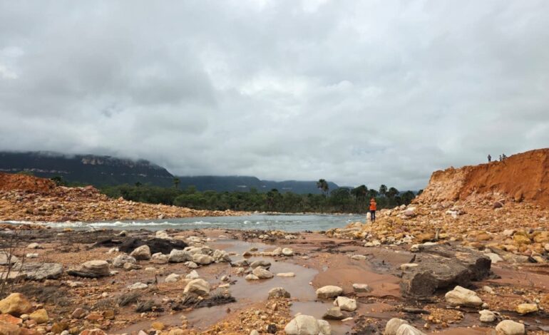 bombeiros-identificam-seis-casas-afetadas-pelo-rompimento-de-barragem-|-g1