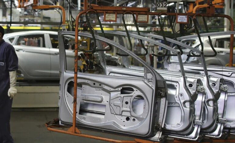 industria-apresenta-estabilidade-em-novembro-de-2025