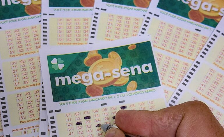 mega-sena-acumula-e-premio-vai-a-r$-35-milhoes