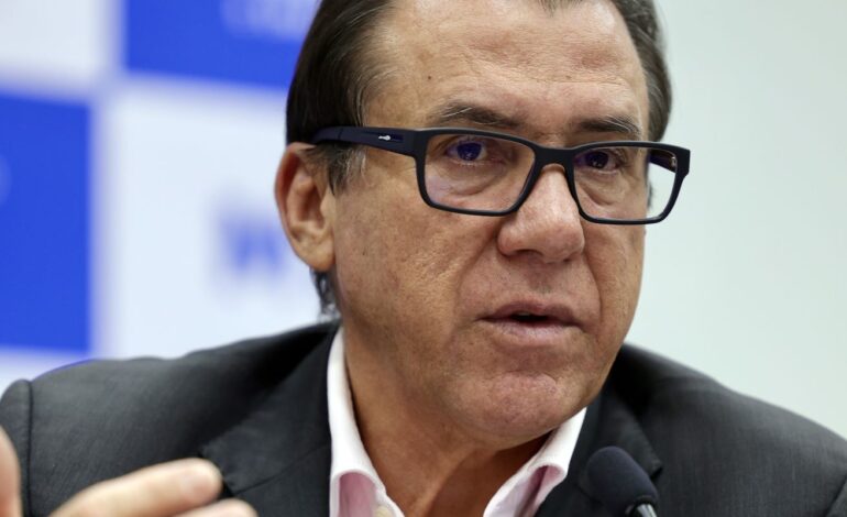 marinho-diz-que-juros-pesaram-mais-que-tarifaco-no-emprego-em-2025
