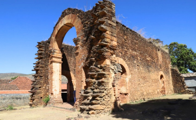 igreja-do-rosario-dos-pretos:-ruinas-historicas-em-natividade,-to-|-g1