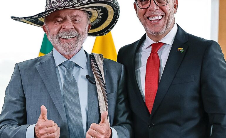 lula-recebe-credenciais-de-nove-novos-embaixadores